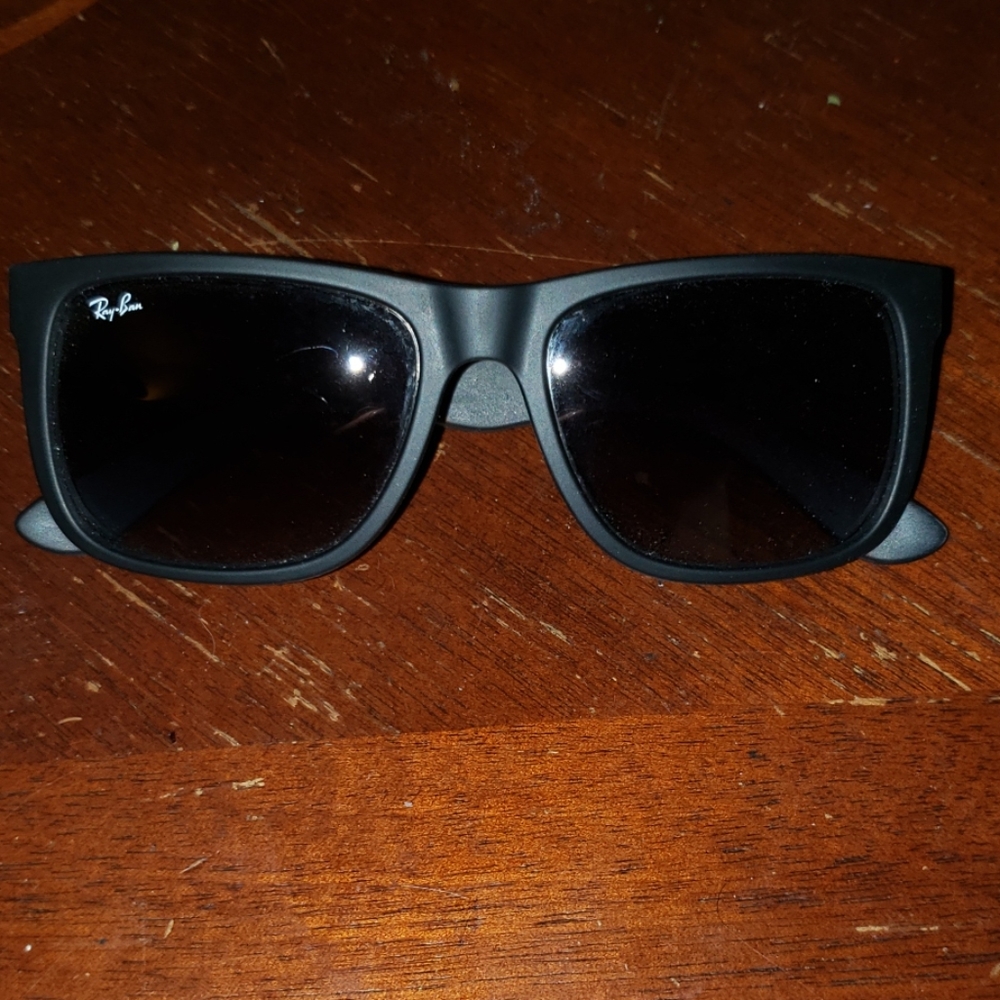 Ray-Ban matte black Justin sunglasses